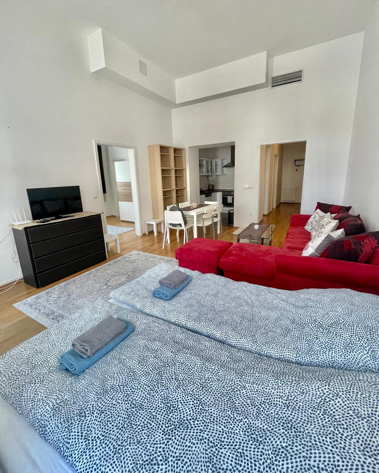 Novo Central Apartments บูดาเปสต์ ภายนอก รูปภาพ