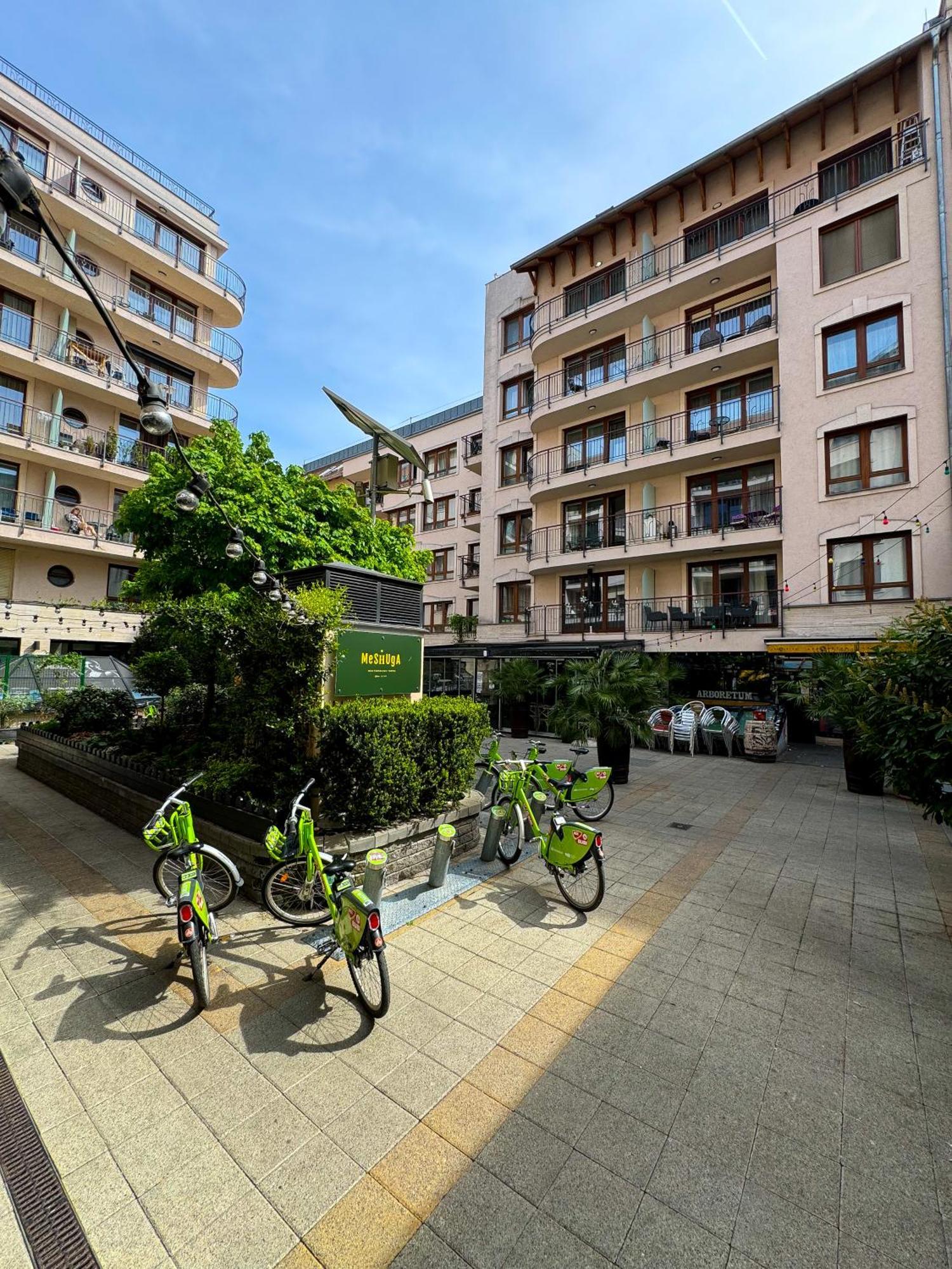 Novo Central Apartments บูดาเปสต์ ภายนอก รูปภาพ